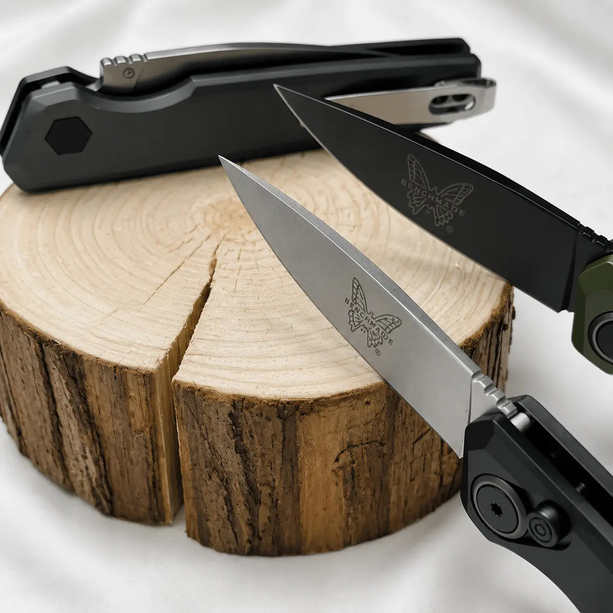 7551 Minimalist-Style Folding Knife with Aluminum Handle —Lightweight Everyday Carry (EDC) Gear, Ideal for Camping and Outdoor Activities