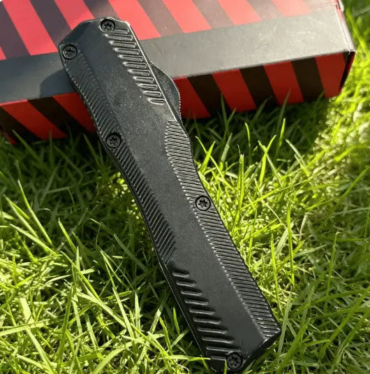 Model 9000 Premium Folding Portable Knife  Featuring a non-slip grip, high-quality craftsmanship, and a durable stainless steel blade—the ideal choice for camping, outdoor activities, and hiking