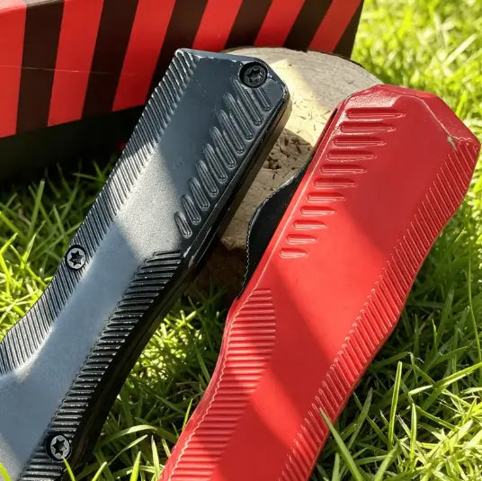 Model 9000 Premium Folding Portable Knife : Featuring a non-slip grip, high-quality craftsmanship, and a durable stainless steel blade—the ideal choice for camping, outdoor activities, and hiking.