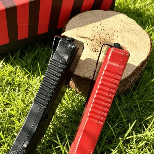 Model 9000 Premium Folding Portable Knife : Featuring a non-slip grip, high-quality craftsmanship, and a durable stainless steel blade—the ideal choice for camping, outdoor activities, and hiking.